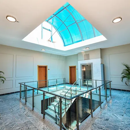 Hotel-apartments Marku